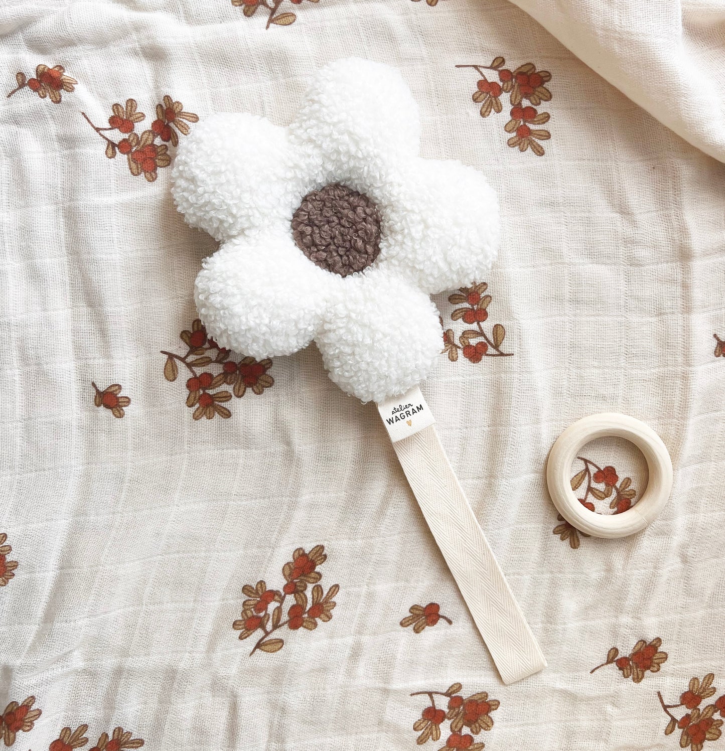 Attache-tétine - Fleur Sherpa écrue